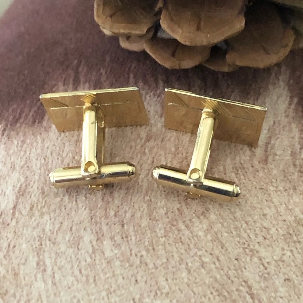 Vintage men’s gold plated marble accent cuff links